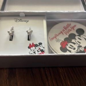 Disney diamonique hoops pierced earrings w tray great gift idea